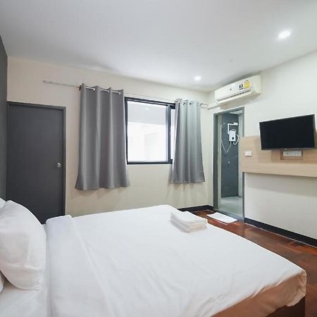 Go Inn Silom Bts St Louis V โกอินน์ สีลม 2 曼谷 外观 照片
