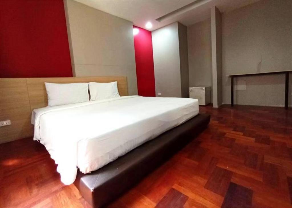 Go Inn Silom Bts St Louis V โกอินน์ สีลม 2 曼谷 外观 照片