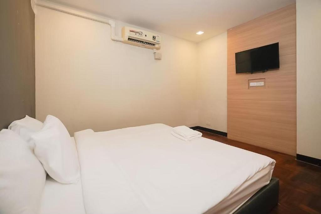 Go Inn Silom Bts St Louis V โกอินน์ สีลม 2 曼谷 外观 照片